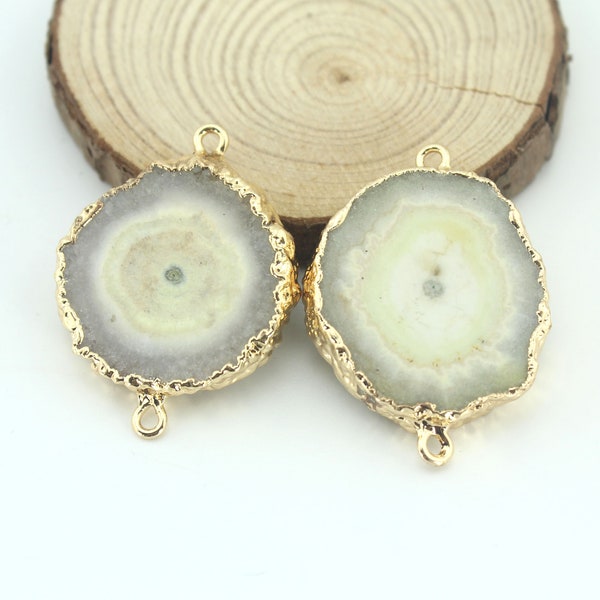 Natural Druzy Agate Slice Connectors,White Druzy Geode Slab Charms , Round Gold Plated Edged Raw  Stone Pendant Charms--TR284