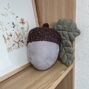 Eichel Weihnachtsdekoration, Winter eichel, Waldparty Geschenk, Waldorf Plüschtier, Eicheln weich, Wunderkissen, Eichel Kinderzimmer Deko