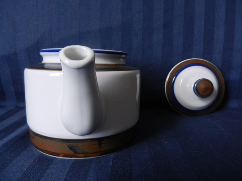 nearly mint Rare porcelain teapot by Porsgrund of Norway with handpainted Tana decoration designed by Sandnes Eystein 1980s edition