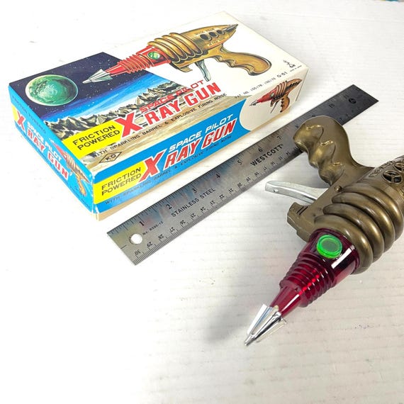 Taiyo Space Pilot X-ray Gun Vintage Plastic Raygun G-61
