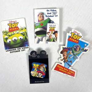 Toy Story 1&2 Pixar Disney Vintage 4 Movie Video Store Promo Button Retired Pin Bundle Woody Buzz Jessie Alien