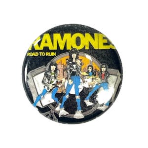 Ramones Road To Ruin Vintage Promo Button Pinback Tiny 1in Punk Rock Badge