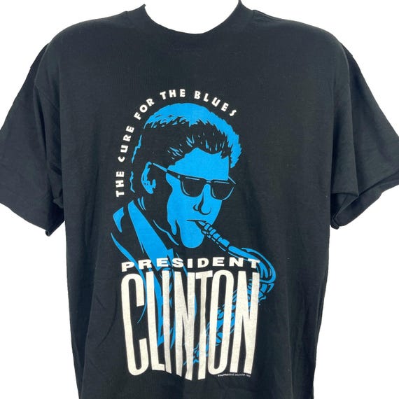 bill clinton blue dress t shirt President Bill Clinton Cure for Blues Mens Vintage T-shirt Size Large  Saxophone Single Stitch Fruit of the Loom 44