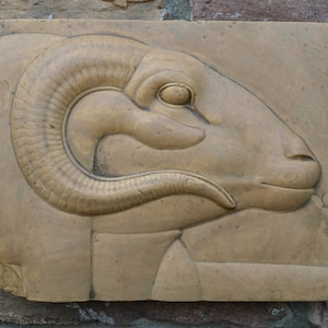 Egyptian Ram fragment Sculpture reproduction art 8.5" www.Neo-Mfg.com Museum Reproduction g10