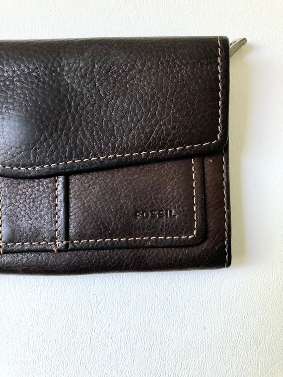 Brown Leather Fossil Wallet - image 7