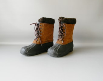 Vintage Women's Leather Duck Boots / Size 6