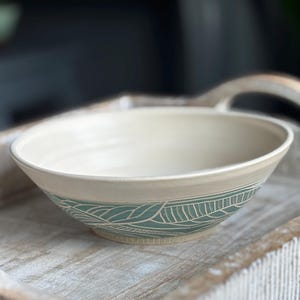 Stoneware bowl, ceramic serving bowls, noodle bowl, veggie bowl, handmade bowls, pottery bowl, ceramic bowl, rice bowl, ceramic pottery bowl