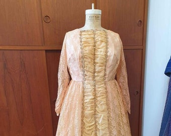 Vintage 1950s teater gown, princess dress, 1960s, plus size, volup, xl, extra large