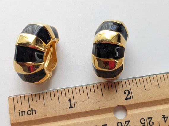 Vintage Hoop style Clip on Earrings in Gold and B… - image 1