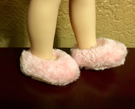 Pink Fuzzy Slippers for Wellie Wisher Dolls