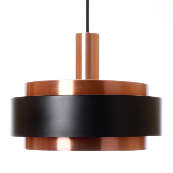 COPPER and BLACK Hammerborg style pendant - 1960s - Unknown producer. Danish design lighting. Copper pendant in very good vintage condition.