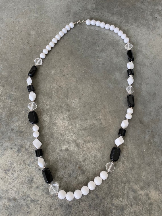 Vintage Beaded White Black 1970s Necklace - image 1