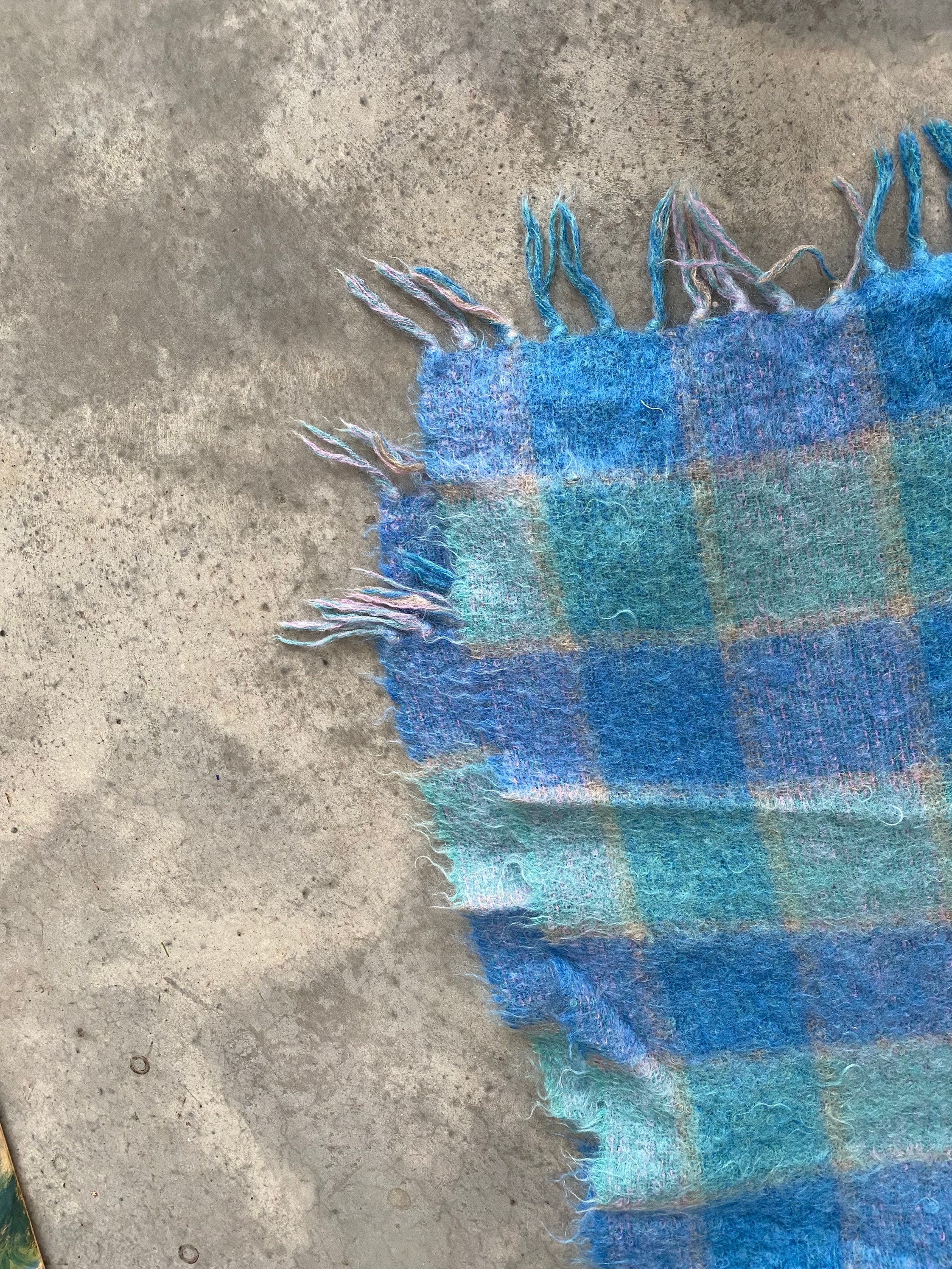 DonegalDesign ブランケット　ヴィンテージ　アイルランド　手織り DonegalDesign ブランケット ヴィンテージ アイルランド 手織り