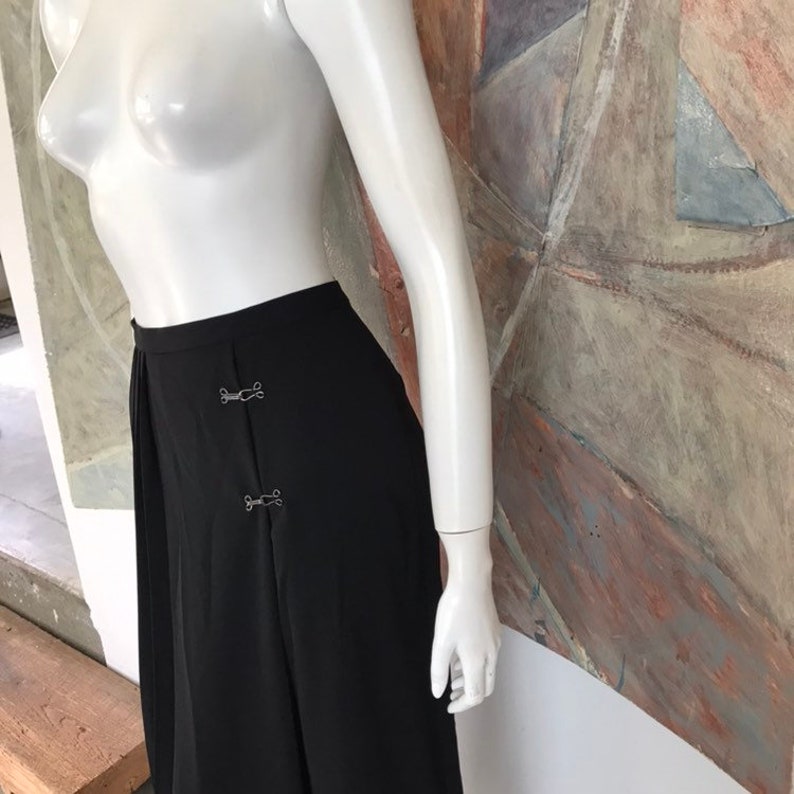 Orvis Black Pleated Fishhook Midi Mid Calf Skirt Size 10