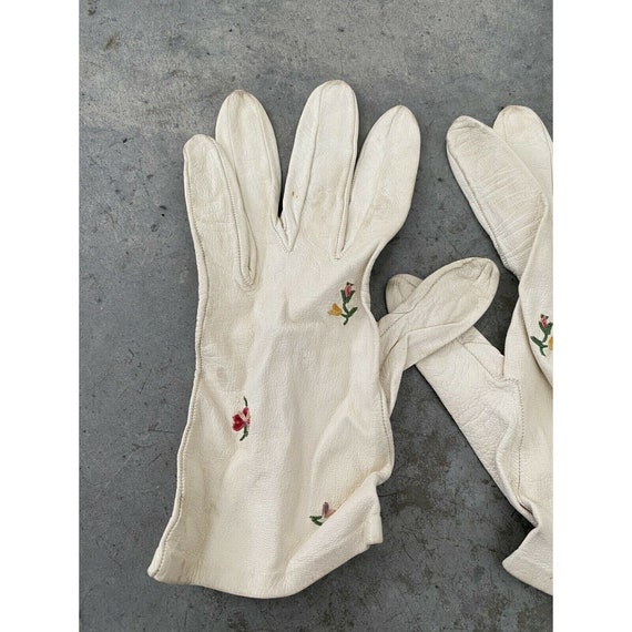 Vintage Floral Gloves Embroidered Ivory Cream Lea… - image 5