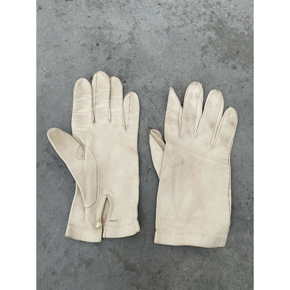 Vintage Cream Leather Gloves Pearl Pebbled Calfsk… - image 6