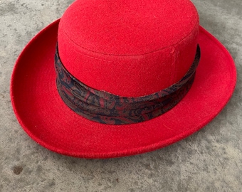 Bianchi Red Wool Womens Bowler Hat Size Medium 7- 7 1/8