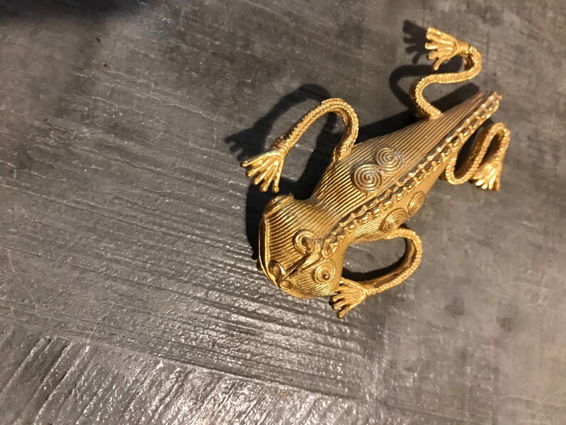 Collier lézard sculptés à la main en laiton décoratif / Pendentif broche image 4