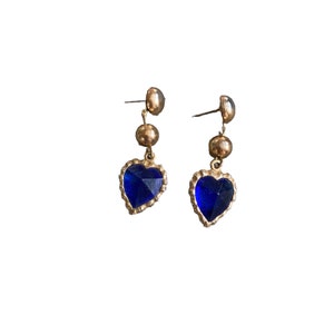 Vintage Earrings Dangle Heart Gold Tone 1980s Blue Rhinestone Hearts 1.5 Inches