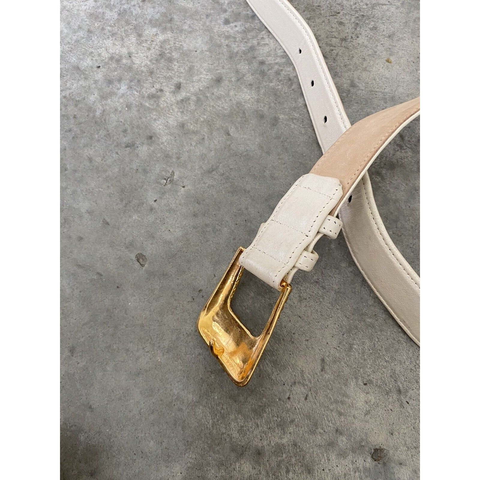 Vintage New Carlisle Belt Cream Color Silver Buckle Size Small Vintage Carlisle Belt Womens White Silver Metallic Gold Pink  main image 2