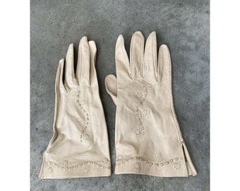 Vintage Gloves Womens Ivory Cream Embroidered Threaded Size 6