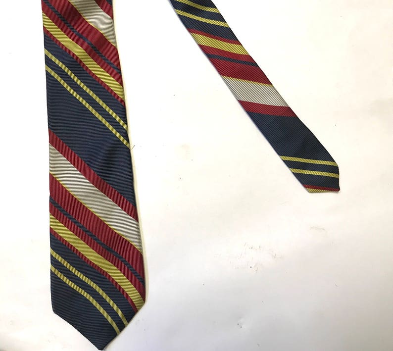 Hardy Amies London Silk Striped Red Yellow Ivory Blue Mens 1980s Tie