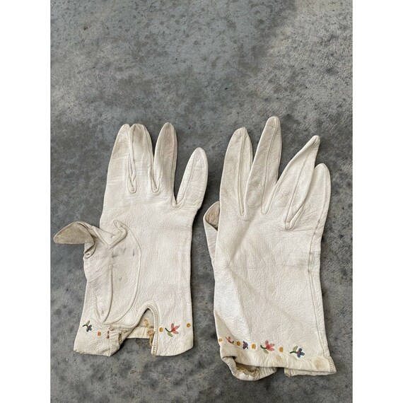 Vintage Gloves Floral Ivory Cream Embroidered Han… - image 4