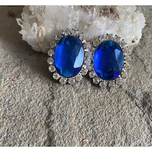 Vintage Earrings Statement Glam Rhinestone Blue Oval 1.25” NG Rhinestone Clip