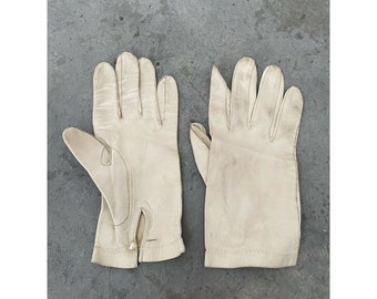 Gants en cuir crème vintage en cuir de veau grainé perlé Taille 7