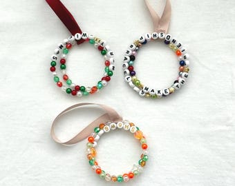 Adorno navideño de pulsera de la amistad