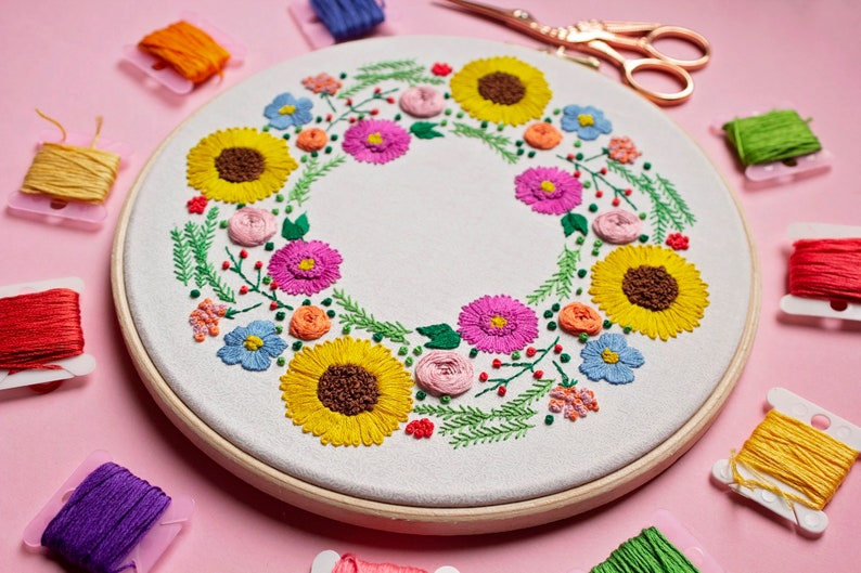 Hand Embroidery Kit, Floral Embroidery For Beginners, Wreath Embroidery Kit, Flowers Embroidery Set, Sunflower Embroidery, DIY Craft Kit image 3