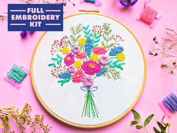 Bouquet Embroidery Kit, Spring Floral Embroidery for Beginners