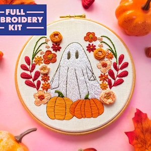 Floral Ghost Halloween Embroidery Kit – Beginner Friendly DIY Craft Kit | Spooky & Whimsical Hand Embroidery for Halloween Decor