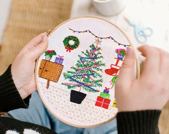 Christmas Tree Embroidery Fabric Panel, Hand Embroidery For Beginners, Festive Embroidery, Winter DIY Craft Kit, Embroidery Kit With Pattern
