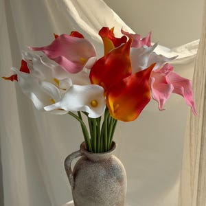 Künstlicher Calla-Lilien-Strauß für den Junggesellinnenabschied, 6-teilig, künstliche Maiglöckchen, Mini-Calla-Lilien-Strauß, Hochzeitsblumen für die Braut CL03