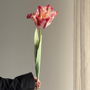 Fake parrot tulip flower,artificial tulips stems, Real touch tulip,fake flower arrangements,fake tulip for Mothers Day gift Bubblegum