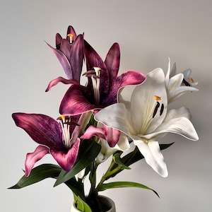 Real Touch Moisturizing Lily Artificial flower Silk Lily Bouquets , Wedding Centerpieces Arrangement, Fake Flower Lily Home Decoration
