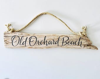 Custom Driftwood Sign with Rope Hanger – Hand-Painted Coastal Cottage Decor