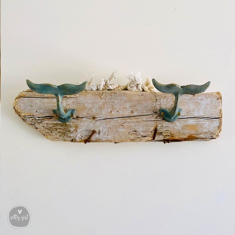MaineSaltyGirl Whale Tail Driftwood Wall Rack - Thumbnail 3