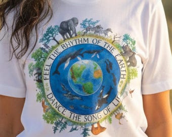 Earth Tee Nature Graphic Shirt, Wildlife Circle Artwork, Watercolor Design (Organic Cotton, Soft Feel)