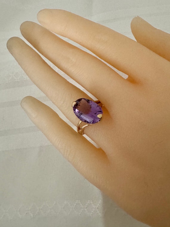 10K Solid Gold Amethyst Gemstone Oval Lineal Step… - image 9