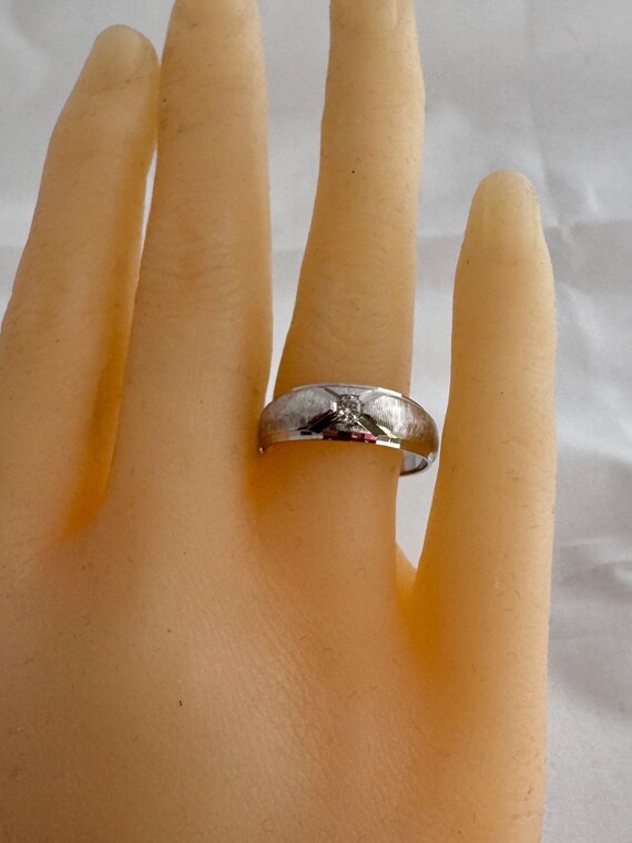 14K Solid White Gold Solitaire Diamond Brush Fron… - image 2