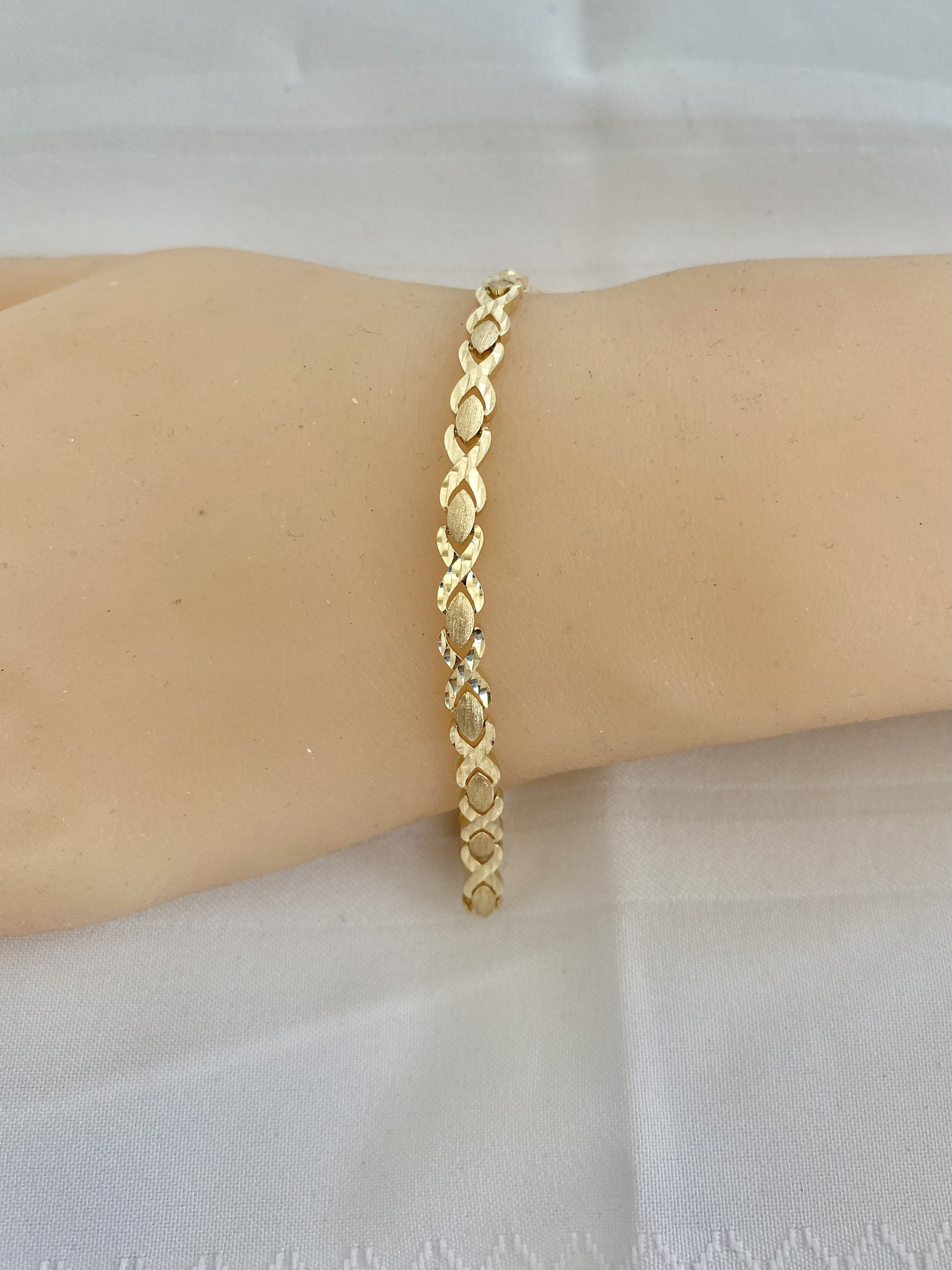 Amazon.com: ZenJewels Bracelet 14K Yellow Gold bracelet