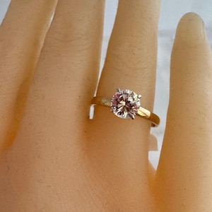 10K Solid Yellow Gold  Brilliant Cut Solitaire 1ct.  CZ Ring Hallmarked 10K Size 6.75 Grams 2.18