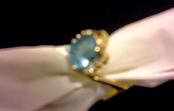 Vintage Emerald cut Swiss blue Topaz Ring diamond… - image 4