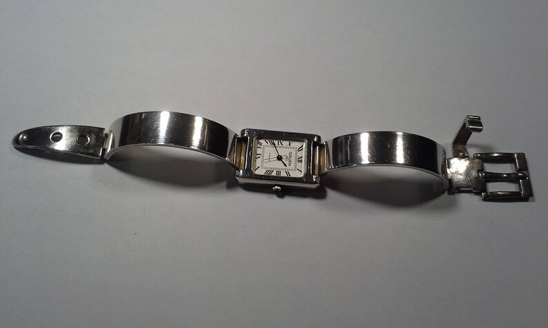 quartz watch women's silver