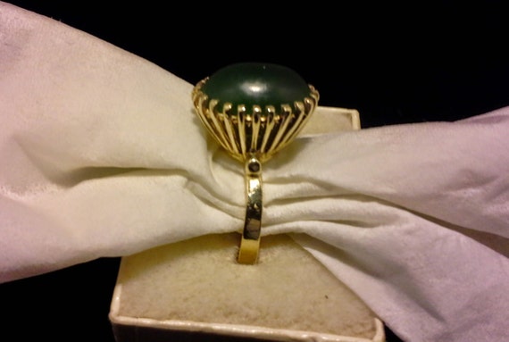 Vintage Solid 14kYellow Gold Solitaire Green Neph… - image 2