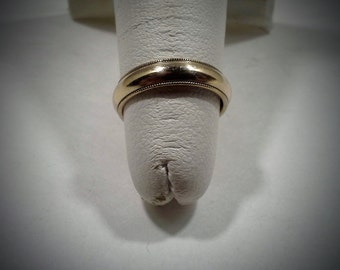Vintage 10K Yellow Gold Milgrain Wedding Band Ring, Size 3-3/4