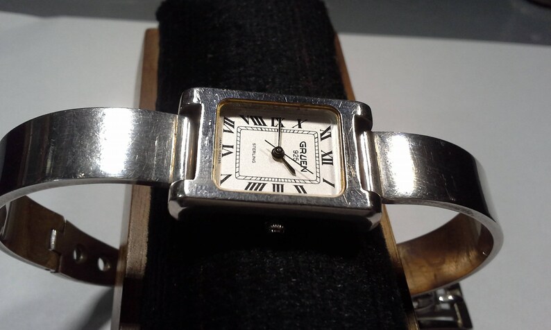 quartz watch women's silver
