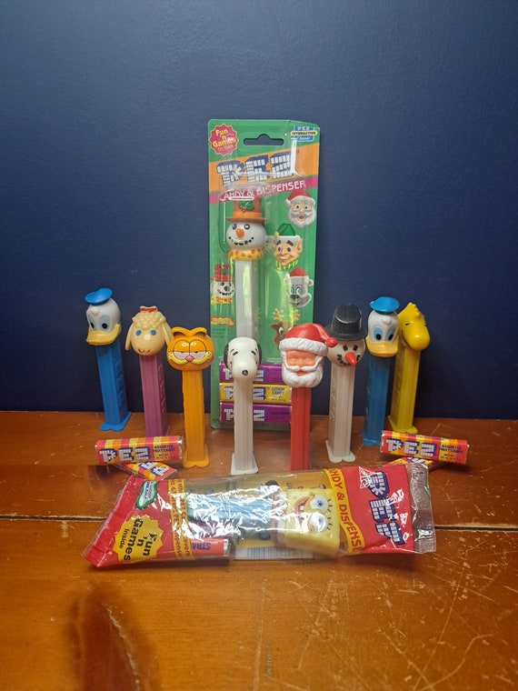 OLDPEZ 70's〜80'sPEZ Unopened Assortment Lot of 22 Vintage PEZ Candy Sticks Collectible 70's, 80's